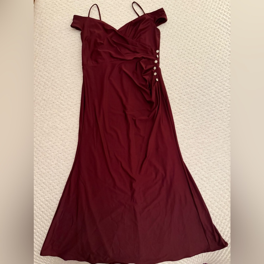 Oleg Cassini Mother-of-the-Bride Gown